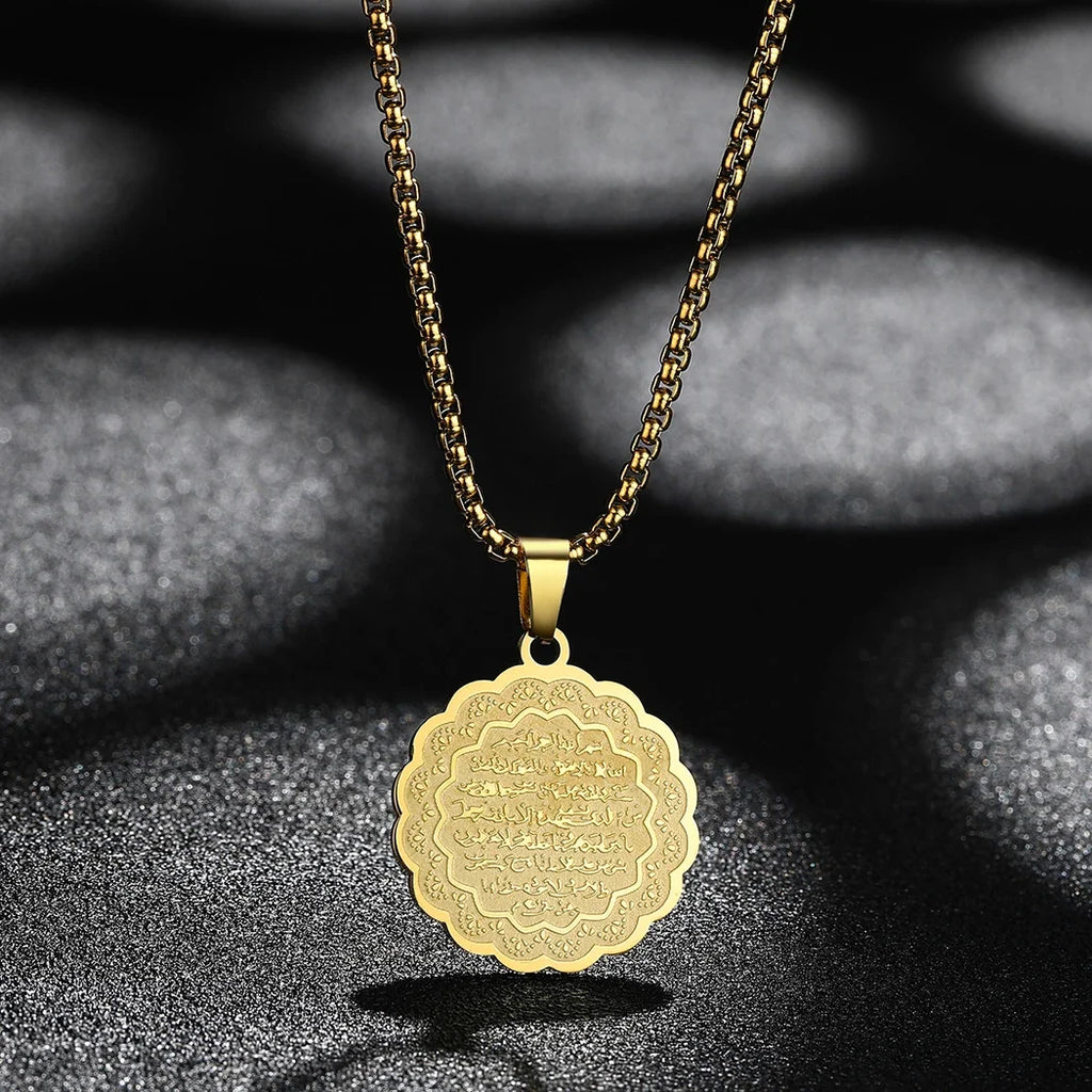 Collar para mujer con colgante Ayatul Kursi árabe oro