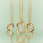 Collar de mujer con colgante hexagonal con inicial