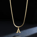 Collar tipo gargantilla para mujer con colgante inicial a