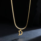 Collar tipo gargantilla para mujer con colgante inicial d