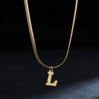 Collar tipo gargantilla para mujer con colgante inicial l