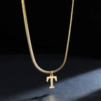 Collar tipo gargantilla para mujer con colgante inicial t