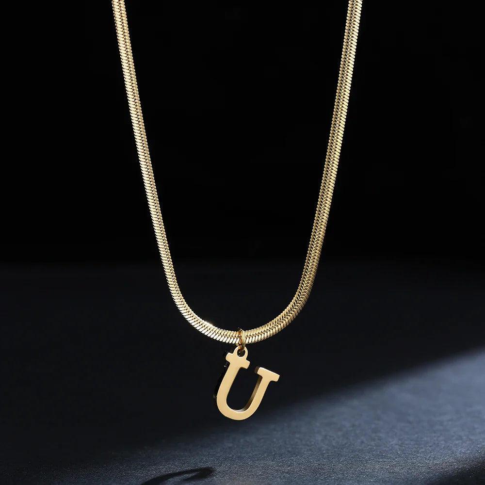 Collar tipo gargantilla para mujer con colgante inicial u