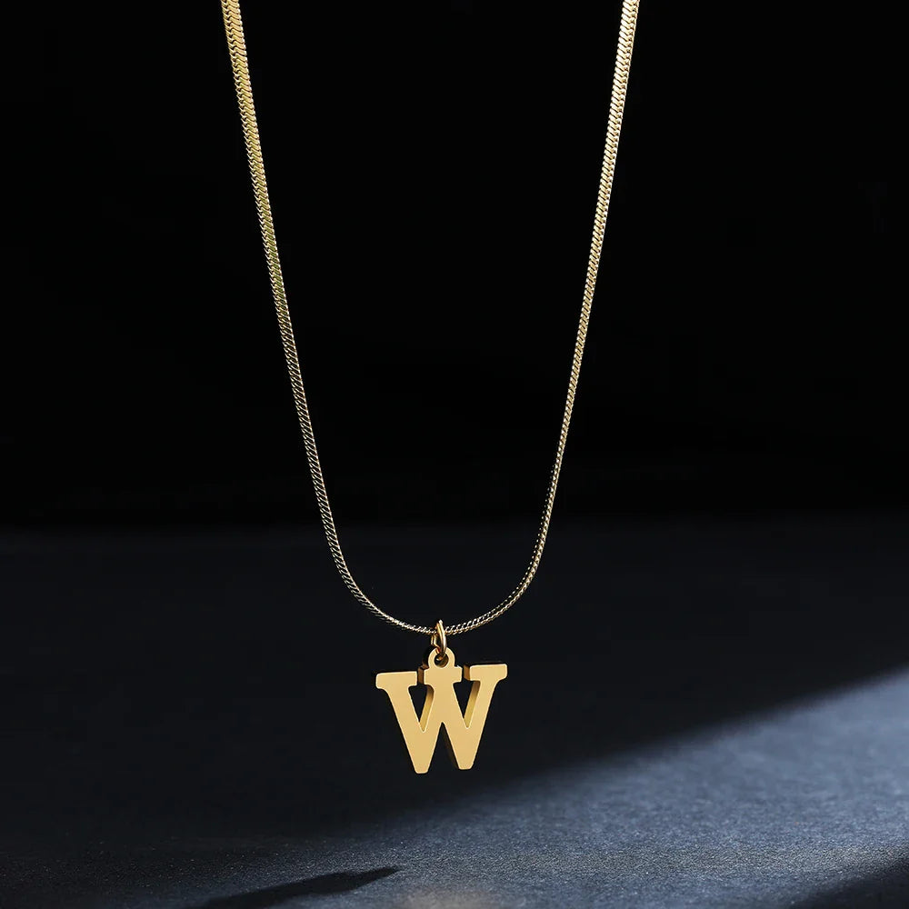Collar tipo gargantilla para mujer con colgante inicial w