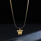 Collar tipo gargantilla para mujer con colgante inicial w