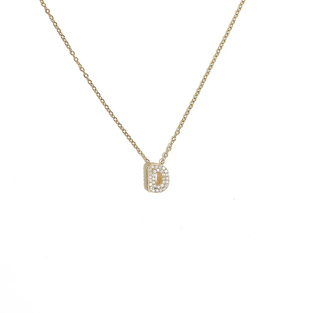 Collar gargantilla para mujer con colgante minimalista inicial d