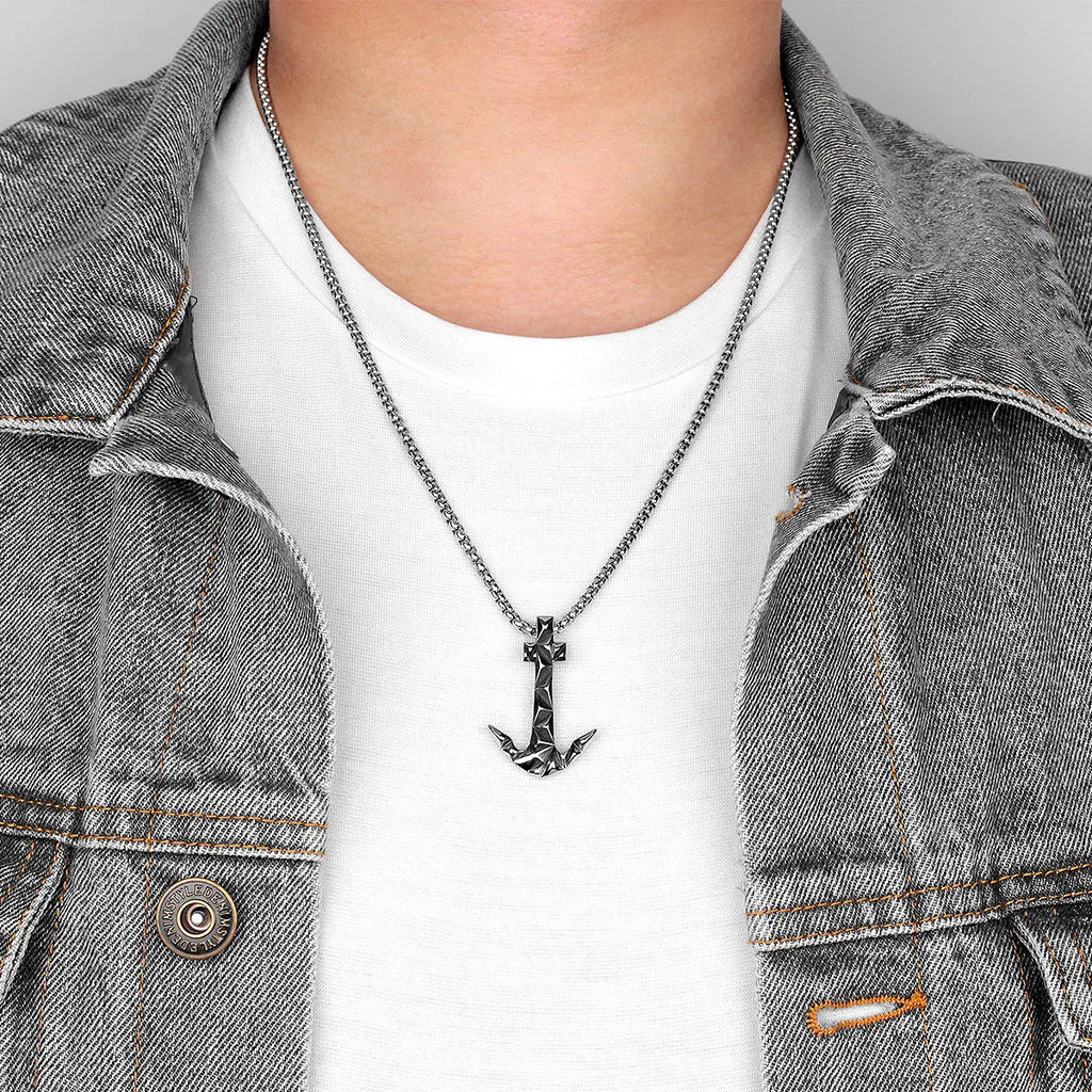 Collar para hombre con ancla