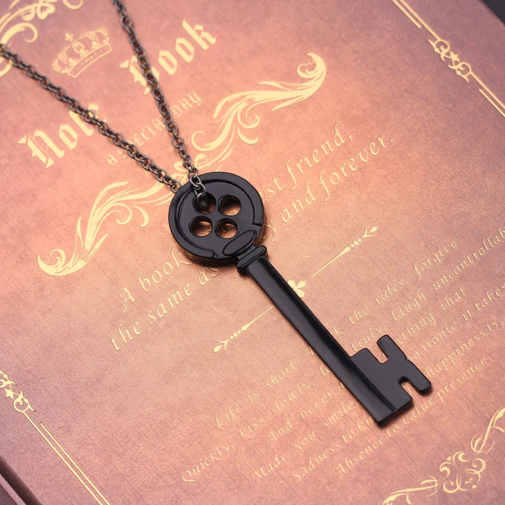 Collar para hombre con colgante de llave negra
