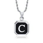 Collar para hombre con colgante hexagonal de inicial c