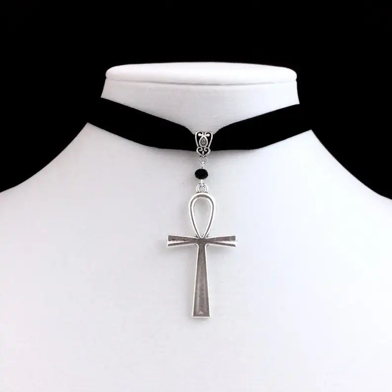 Collar Gargantilla con Colgante de Cruz Ankh