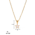 Gargantilla con colgante de estrella pavé de circonitas en oro