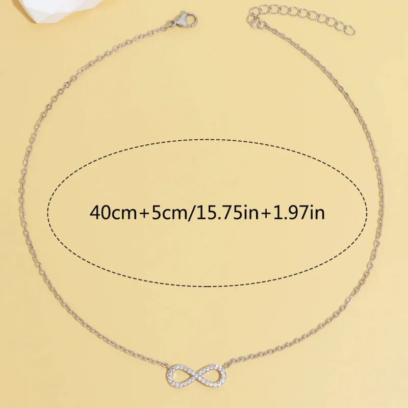 Colier choker cu pandantiv infinit strălucitor
