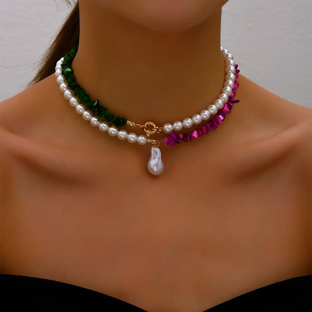 Collar Gargantilla de Estilo con Colgante de Perlas moradas