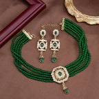 Collar choker de perlas con colgante y pendientes colgantes árabes verdes