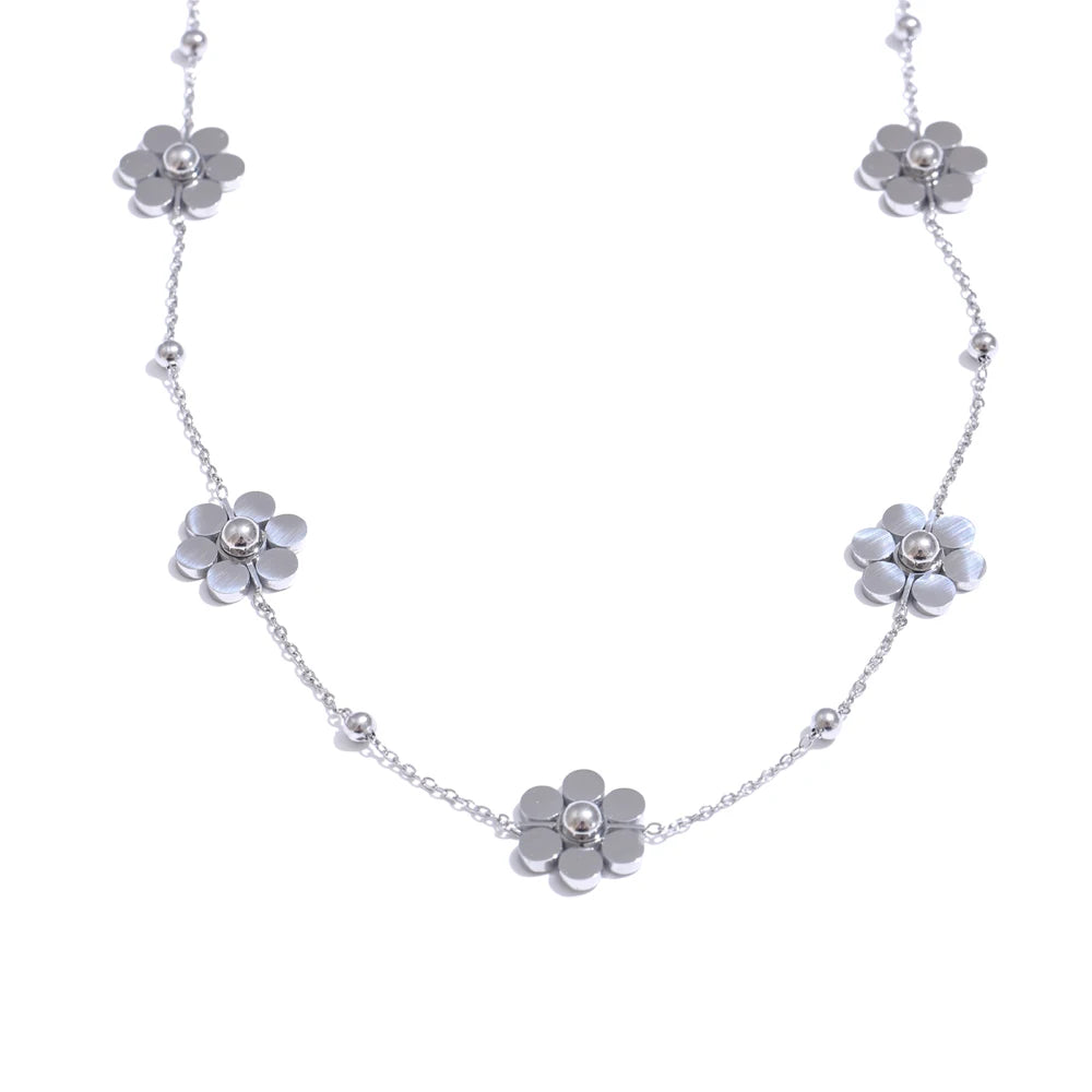 Collar Gargantilla con Colgante de Flores plata