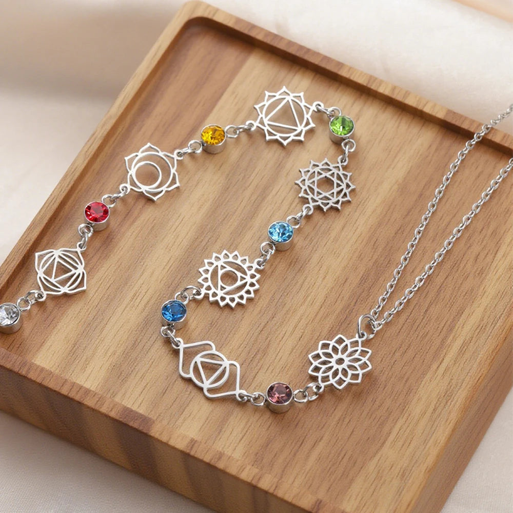 Collar Gargantilla con Colgante de Piedras de Circonio 7 Chakras plata