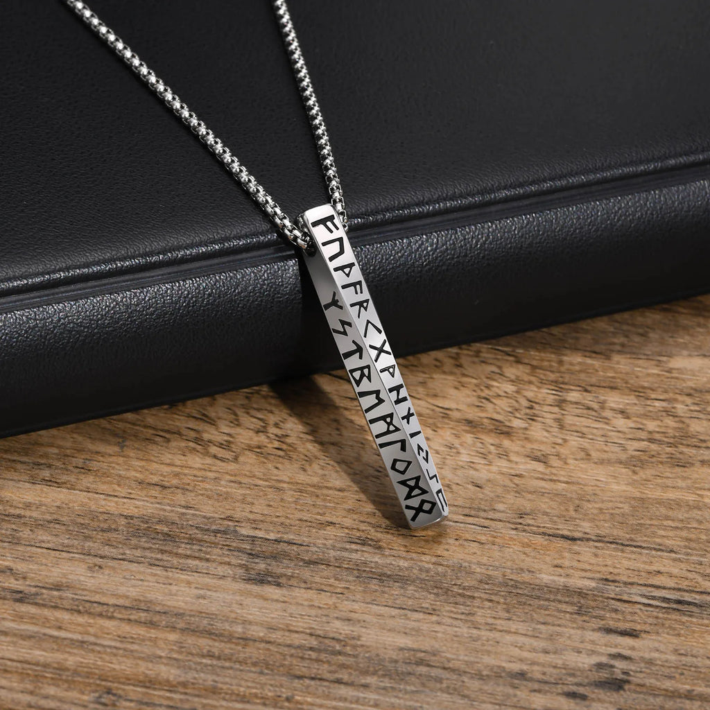 Collar Rúnico Colgante Vikingo Medallón de plata