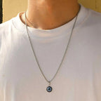 Collar retorcido con colgante ojo azul discreto plata
