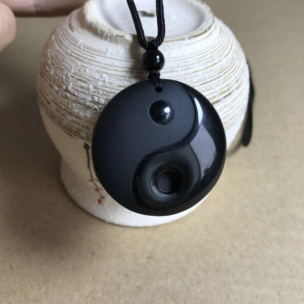 Collar Trenzado con Colgante de Piedra Obsidiana Negra Yin Yang