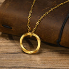 Collar Vikingo Colgante Rúnico Redondo oro