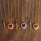 Collares para Parejas Colgante Corazón y Espada 4
