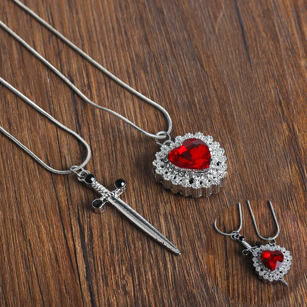 Collares para Parejas Colgante Corazón y Espada 2