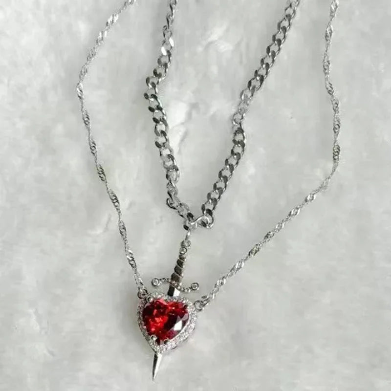 Collares con Colgante Espada y Corazón para Parejas 