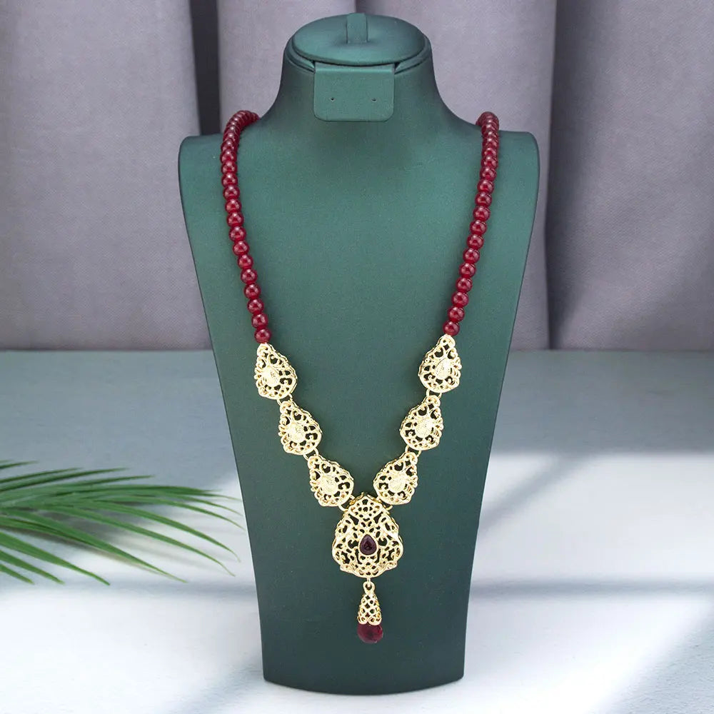 Collar largo con colgante tradicional de boda árabe rojo