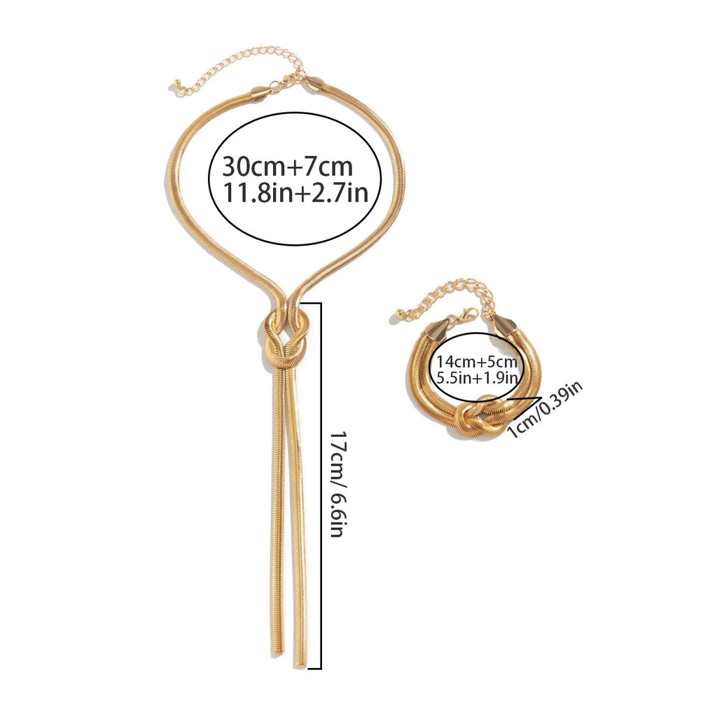 Collar Largo de Escote y su Pulsera de Nudo