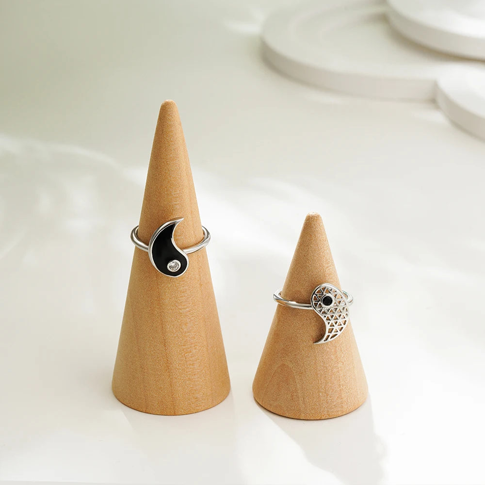 Juego de 2 Anillos Yin Yang con Circonio