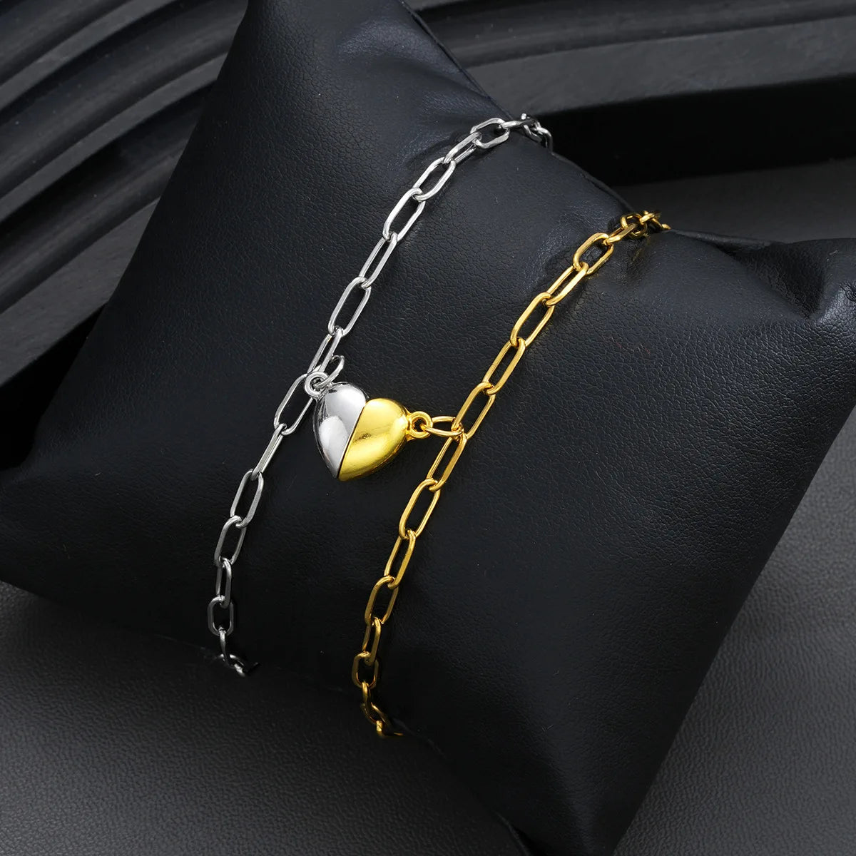 Juego de 2 Pulseras Medio Corazón para Pareja