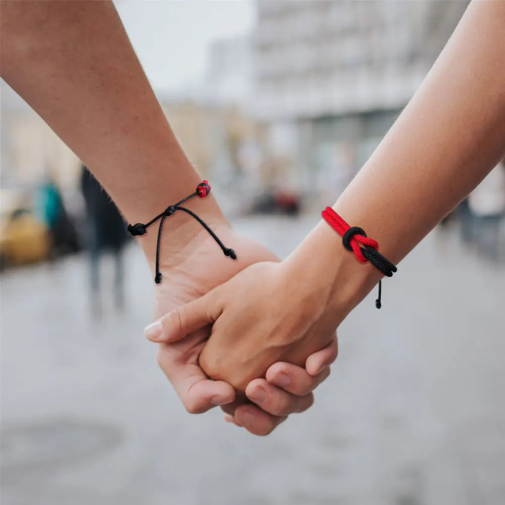 Lote de 2 pulseras de nudo para pareja rojo y negro