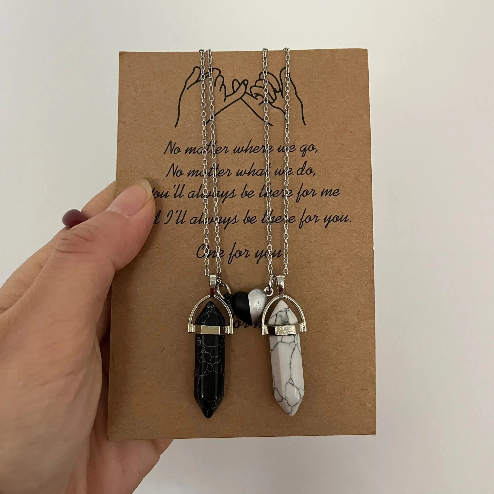 Lote de 2 Collares con Colgante de Piedra para Pareja negro y blanco 2