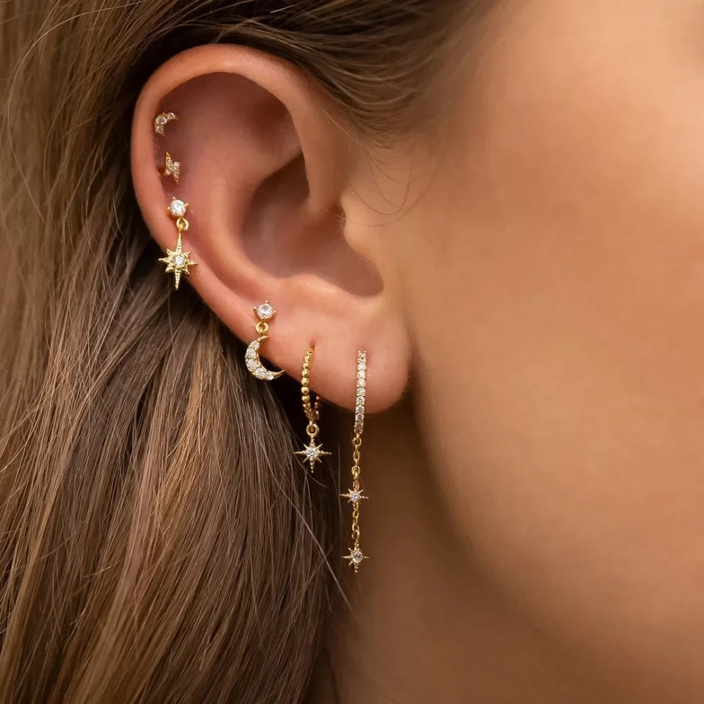 Lot de 3 boucles d'oreilles asymétriques lune et étoiles scintillantes or