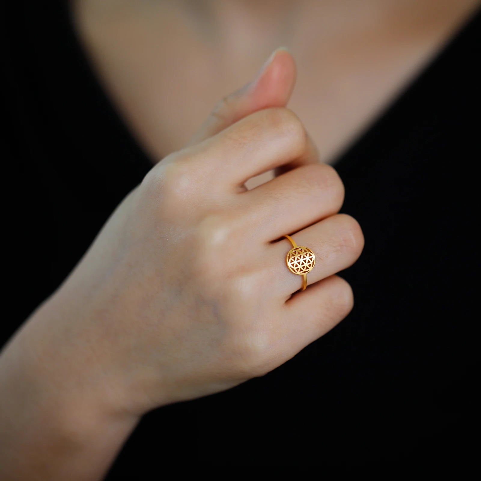 Anillo Pequeño Flor de la Vida Mujer oro