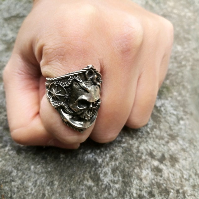 Anillo Pirata