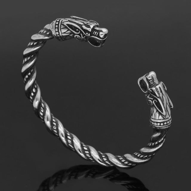 Brazalete Torque Vikingo