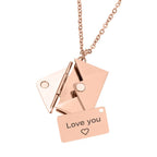 Collar con Colgante de Sobre