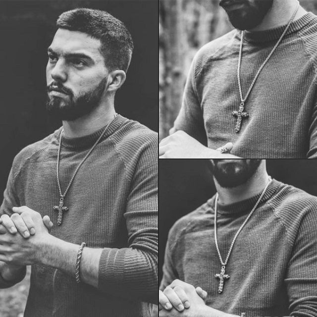 Collar Vikingo Cruz Ragnar Athelstan